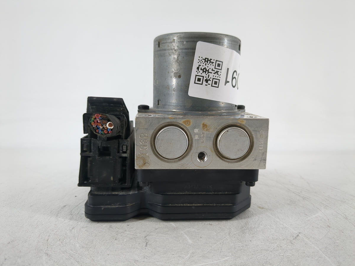 2015-2017 Hyundai Accent Anti-Lock Brake ABS Pump Module Actuator OEM P/N:58920-1R460 Fits Fits 2015 2016 2017 OEM Used Auto