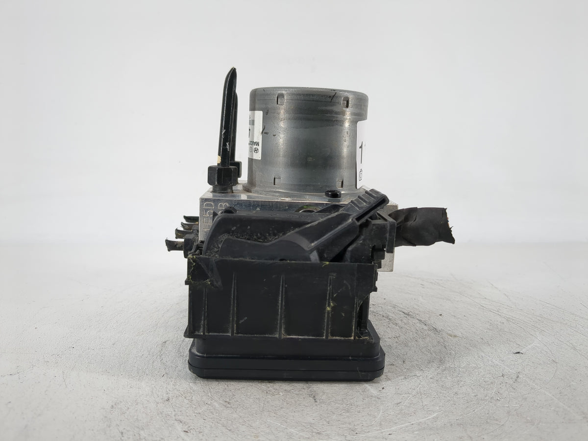 2015-2017 Hyundai Accent Anti-Lock Brake ABS Pump Module Actuator OEM P/N:58920-1R460 Fits Fits 2015 2016 2017 OEM Used Auto