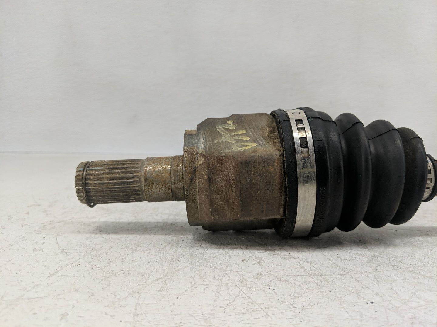 2012-2017 Hyundai Accent Axle Shaft Front Driver Cv C/v - Oemusedautoparts1.com