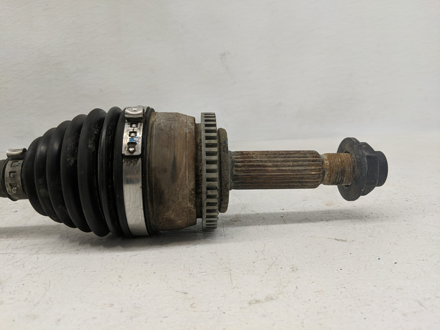 2012-2017 Hyundai Accent Axle Shaft Front Driver Cv C/v - Oemusedautoparts1.com