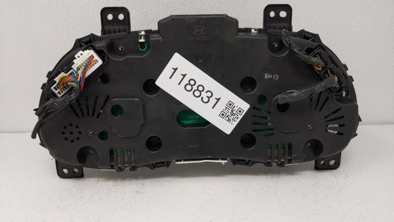 2015-2017 Hyundai Accent Instrument Cluster Speedometer Gauges P/N:94021-1R500 Miles:72K Fits Fits 2015 2016 2017 OEM Used A