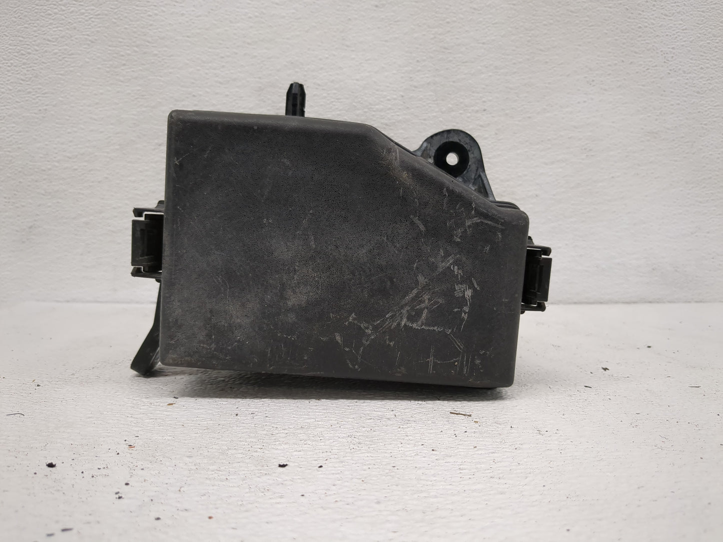 2015-2017 Hyundai Accent Fusebox Fuse Box Panel Relay Module P/N:91420-1R500 Fits Fits 2015 2016 2017 OEM Used Auto Parts - 