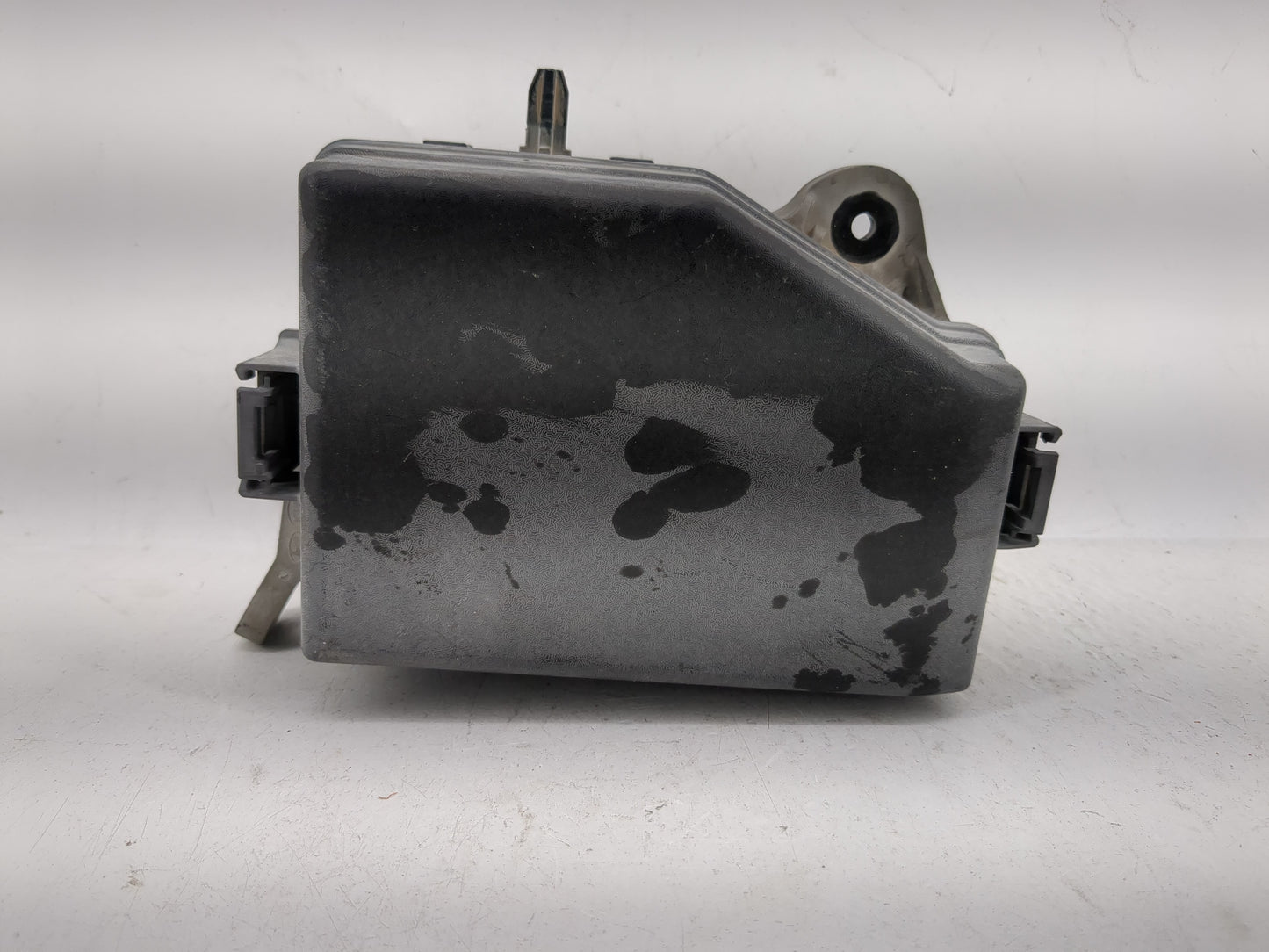 2015-2017 Hyundai Accent Fusebox Fuse Box Panel Relay Module P/N:91420-1R500 Fits Fits 2015 2016 2017 OEM Used Auto Parts - 