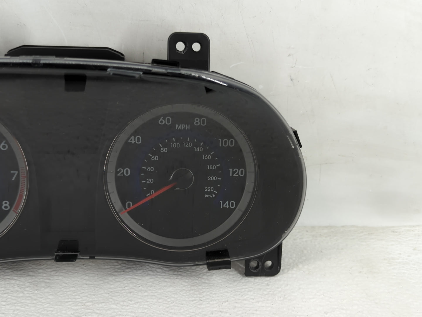 2015-2017 Hyundai Accent Instrument Cluster Speedometer Gauges P/N:94021-1R510 Fits Fits 2015 2016 2017 OEM Used Auto Parts 