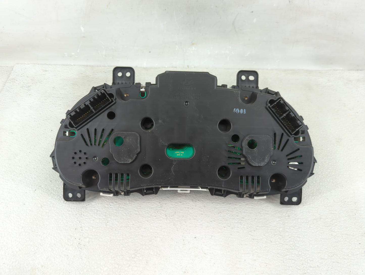 2015-2017 Hyundai Accent Instrument Cluster Speedometer Gauges P/N:94021-1R510 Fits Fits 2015 2016 2017 OEM Used Auto Parts 