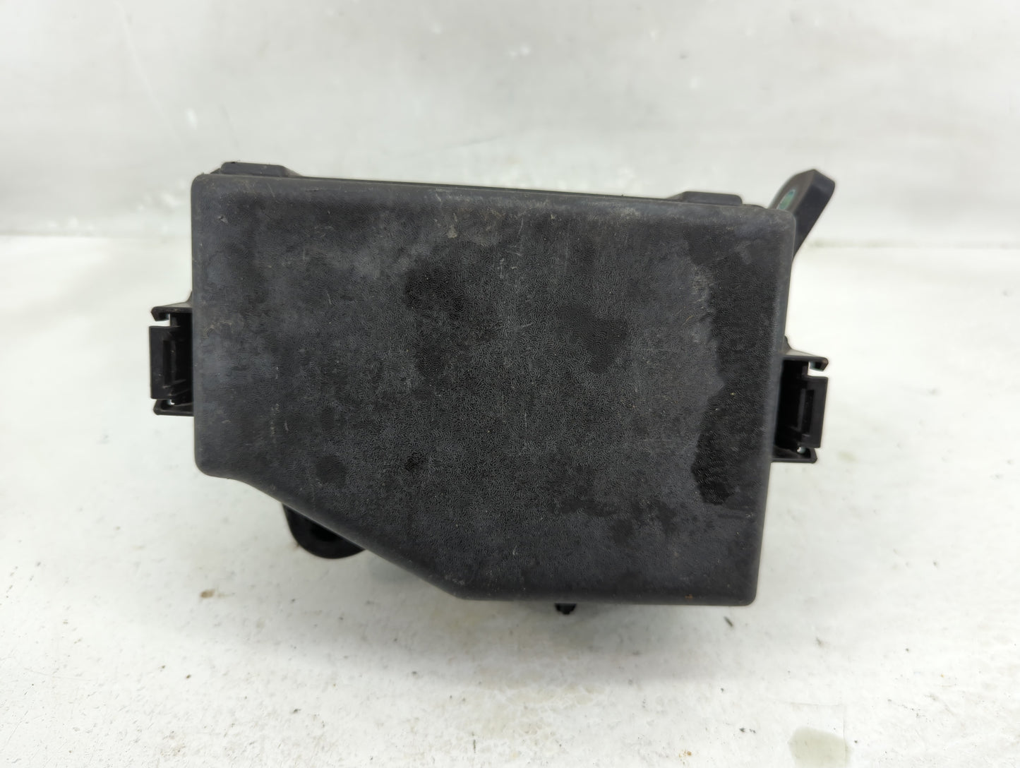 2015-2017 Hyundai Accent Fusebox Fuse Box Panel Relay Module P/N:91950-1R220 91420-1R500 Fits Fits 2015 2016 2017 OEM Used A