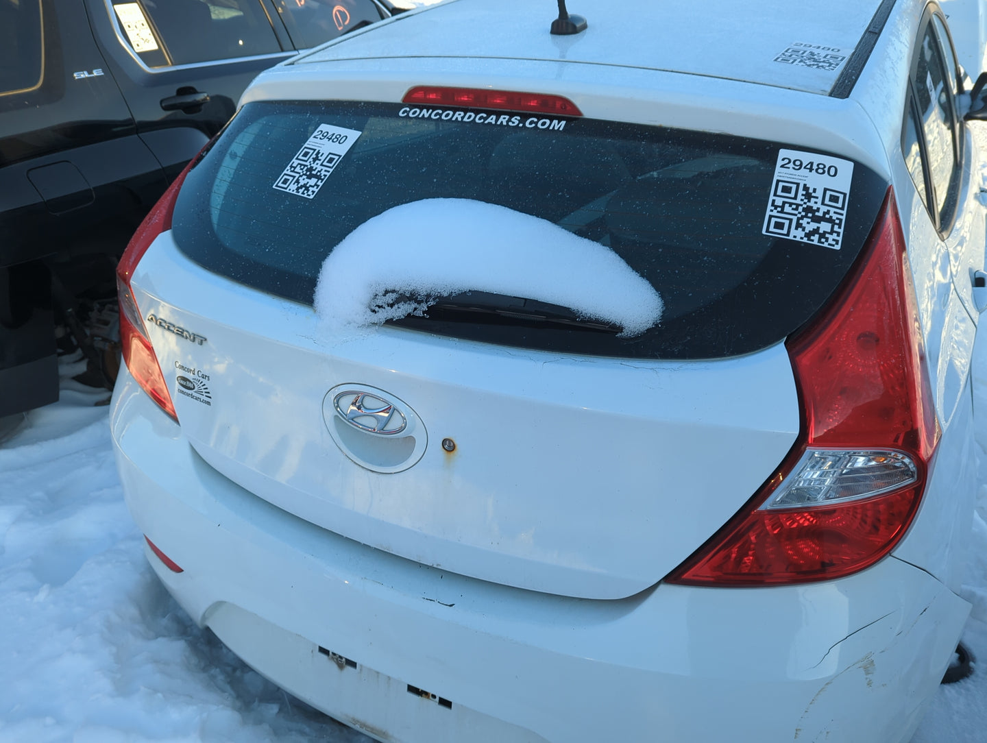 2012-2017 Hyundai Accent Trunk/decklid/hatch/tailgate Oem 1355998 - Oemusedautoparts1.com