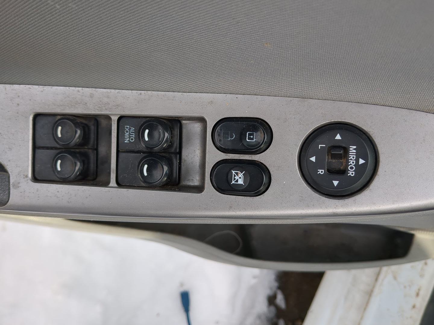 2014-2017 Hyundai Accent Master Power Window Switch Replacement Driver Side Left Fits Fits 2014 2015 2016 2017 OEM Used Auto
