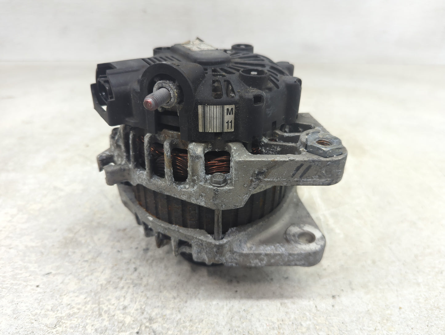 2015-2017 Hyundai Accent Alternator Replacement Generator Charging Assembly Engine OEM P/N:37300-2B510 Fits Fits 2015 2016 2
