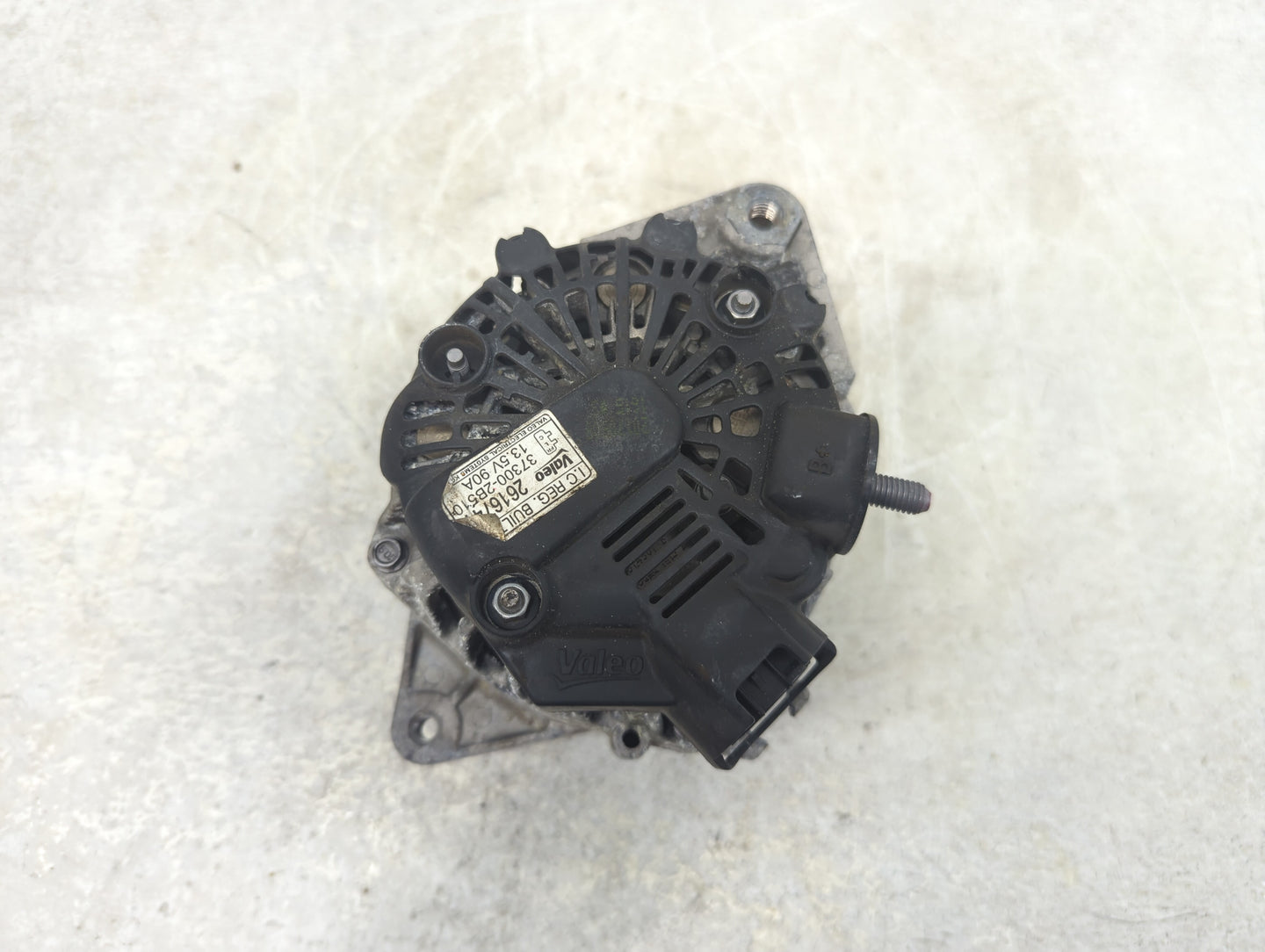 2015-2017 Hyundai Accent Alternator Replacement Generator Charging Assembly Engine OEM P/N:37300-2B510 Fits Fits 2015 2016 2