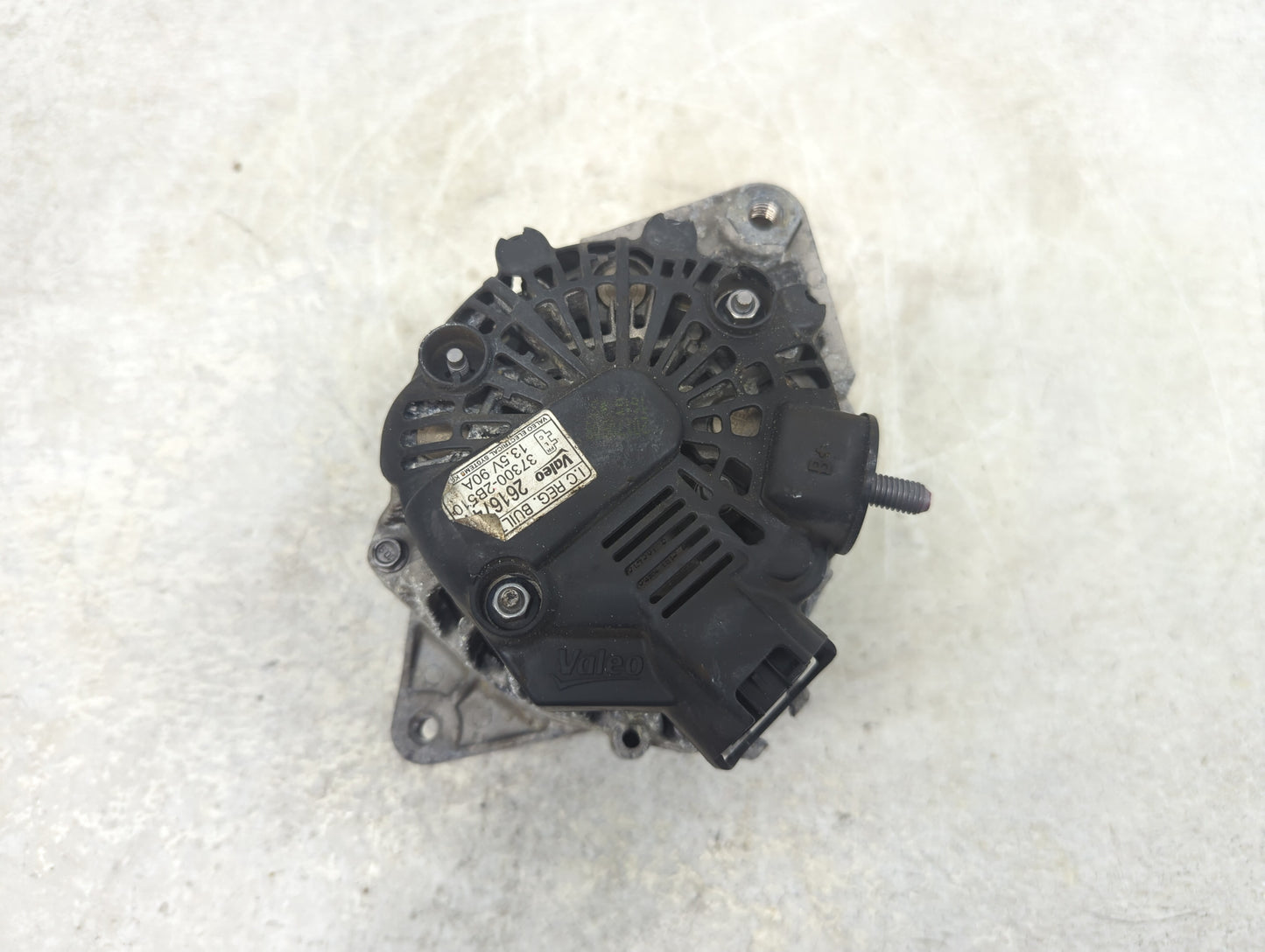 2015-2017 Hyundai Accent Alternator Replacement Generator Charging Assembly Engine OEM P/N:37300-2B510 Fits Fits 2015 2016 2