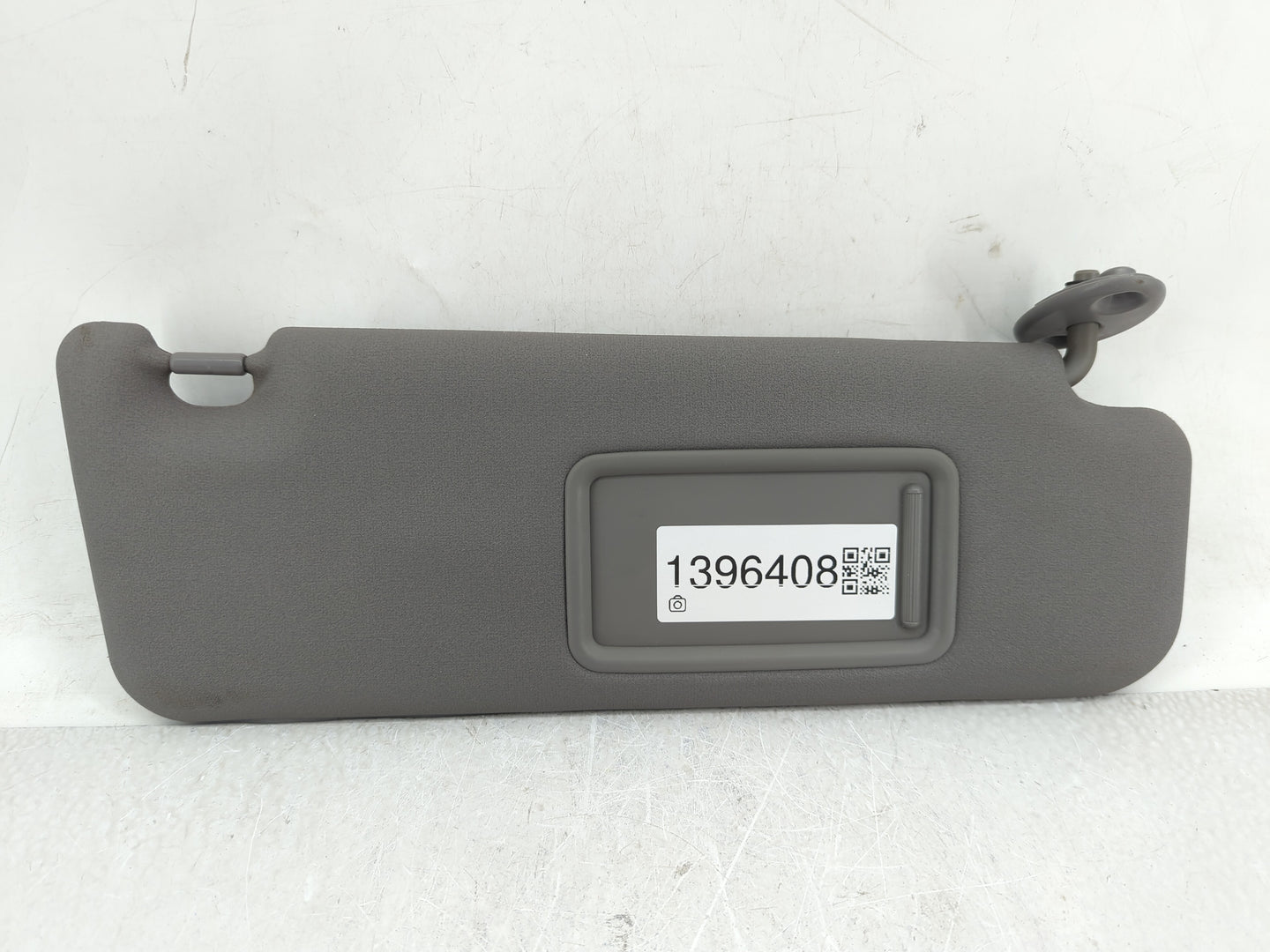2014-2017 Hyundai Accent Sun Visor Shade Replacement Passenger Right Mirror Fits Fits 2014 2015 2016 2017 OEM Used Auto Part