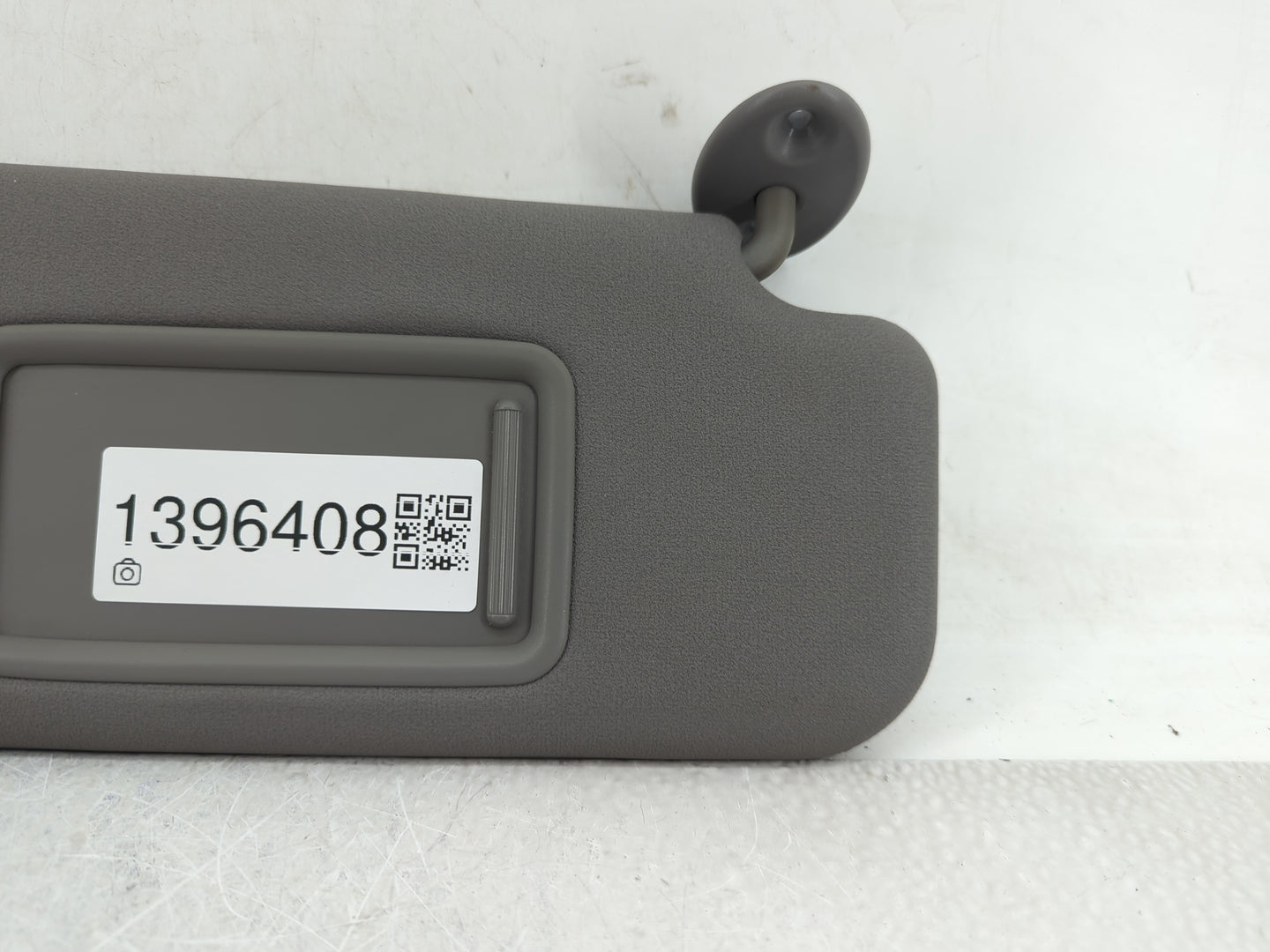 2014-2017 Hyundai Accent Sun Visor Shade Replacement Passenger Right Mirror Fits Fits 2014 2015 2016 2017 OEM Used Auto Part