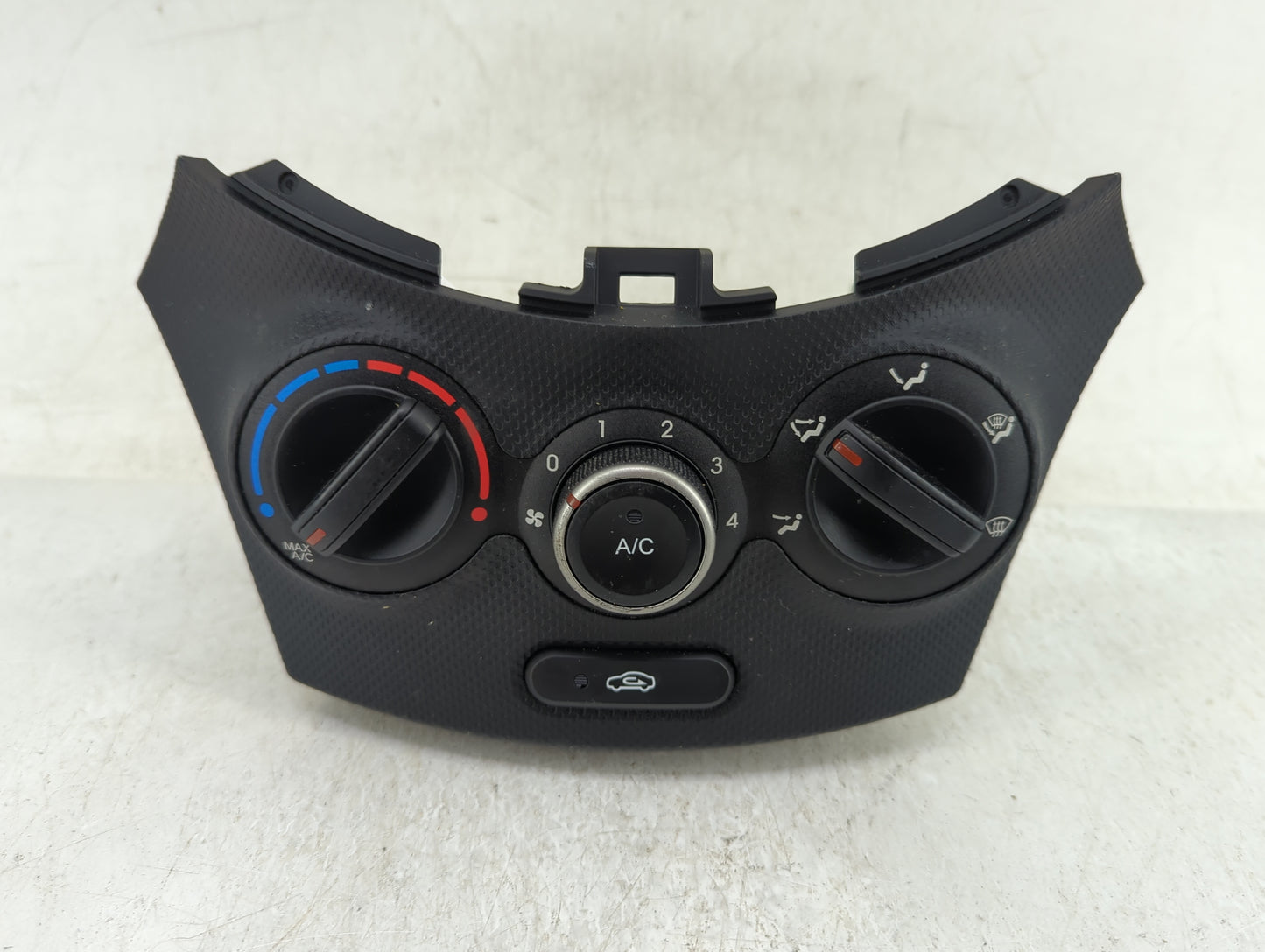 2015-2017 Hyundai Accent Climate Control Module Temperature AC/Heater Replacement Fits Fits 2015 2016 2017 OEM Used Auto Par