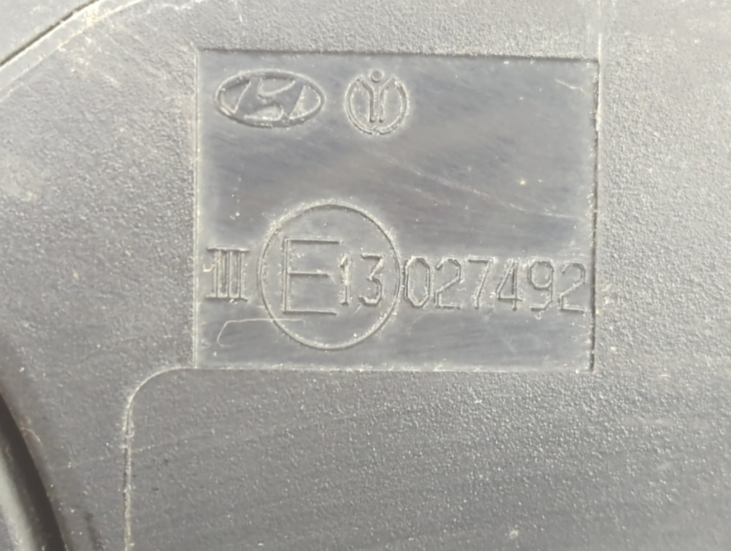 2012-2017 Hyundai Accent Passenger Side View Mirror - Right Door Mirror OEM Used - Oemusedautoparts1.com