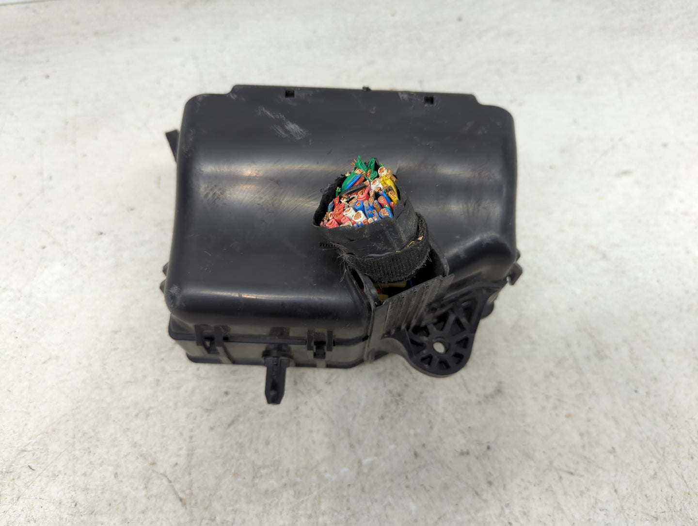 2015-2017 Hyundai Accent Fusebox Fuse Box Panel Relay Module P/N:91420-1R701 18790-01031 Fits Fits 2015 2016 2017 OEM Used A