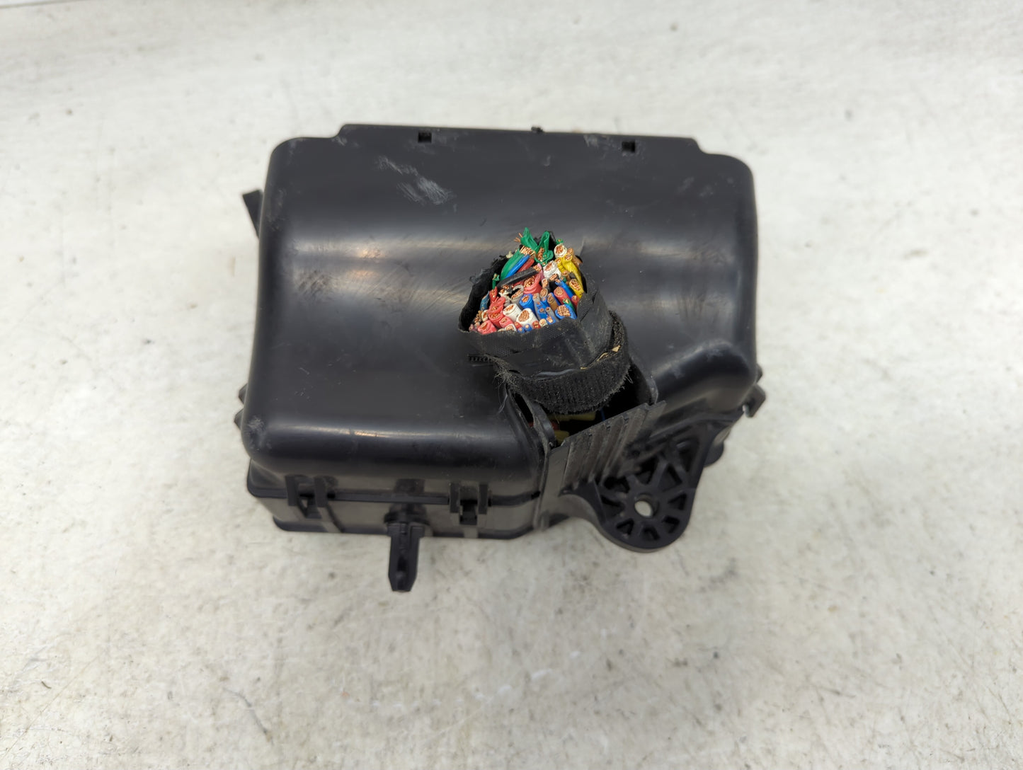 2015-2017 Hyundai Accent Fusebox Fuse Box Panel Relay Module P/N:91420-1R701 18790-01031 Fits Fits 2015 2016 2017 OEM Used A