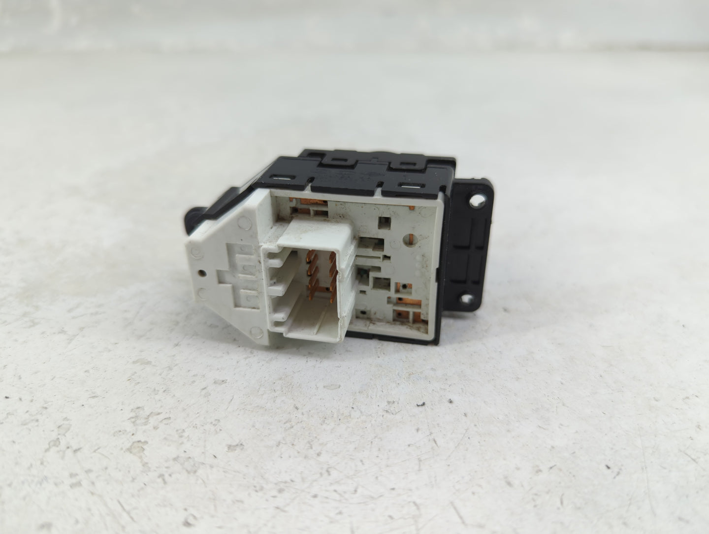 2012-2017 Hyundai Accent Master Power Window Switch Replacement Driver Side Left P/N:39F480-1110 Fits OEM Used Auto Parts - 