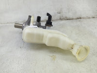2012-2017 Hyundai Accent Brake Master Cylinder 1492415 - Oemusedautoparts1.com