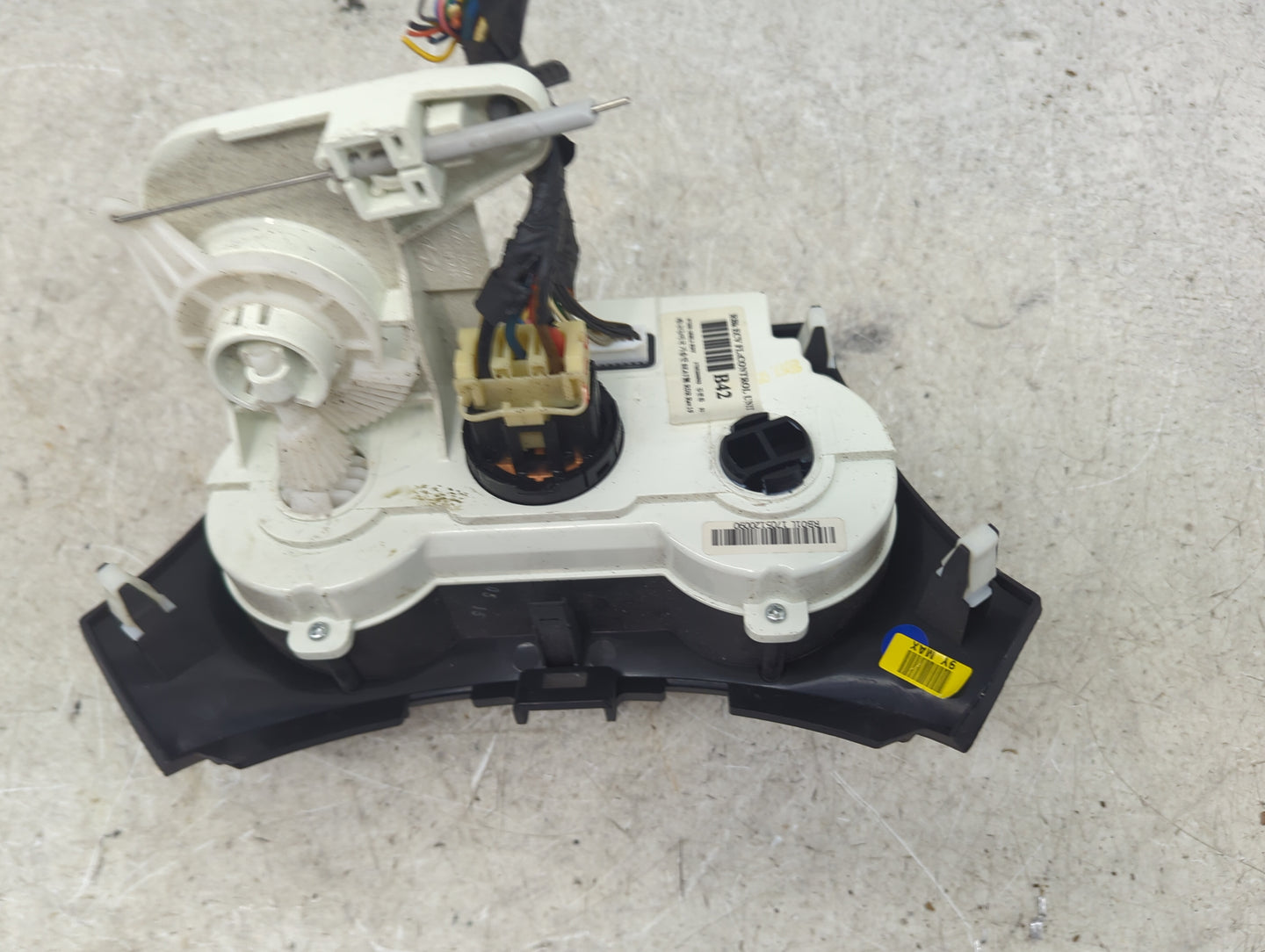 2015-2017 Hyundai Accent Climate Control Module Temperature AC/Heater Replacement Fits Fits 2015 2016 2017 OEM Used Auto Par
