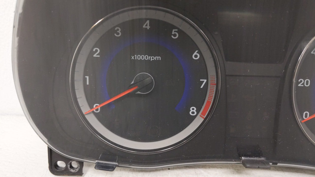 2015-2017 Hyundai Accent Instrument Cluster Speedometer Gauges P/N:94021-1R500 Fits Fits 2015 2016 2017 OEM Used Auto Parts 