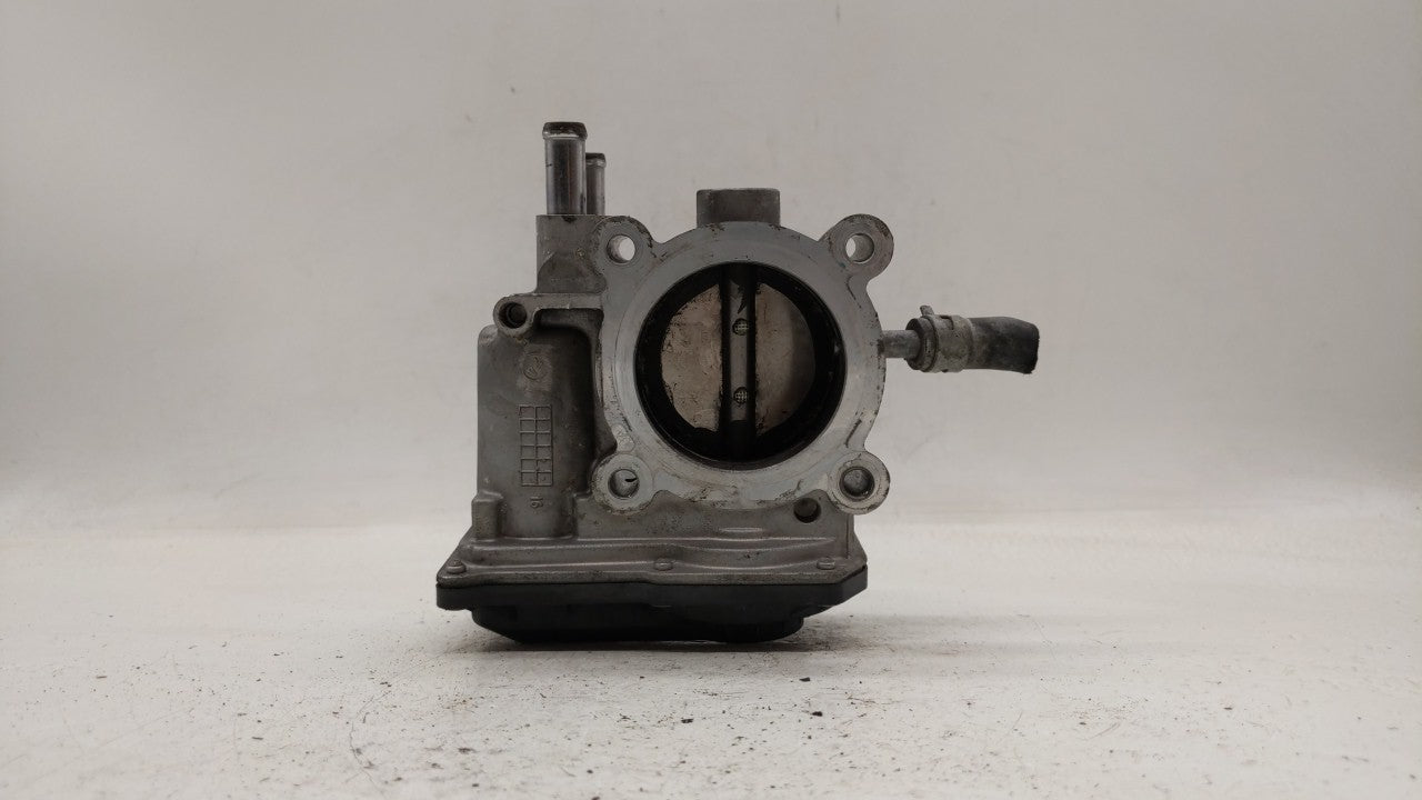 2012-2019 Hyundai Accent Throttle Body P/N:5302-1S02 35100-2B300 Fits Fits 2012 2013 2014 2015 2016 2017 2018 2019 OEM Used 