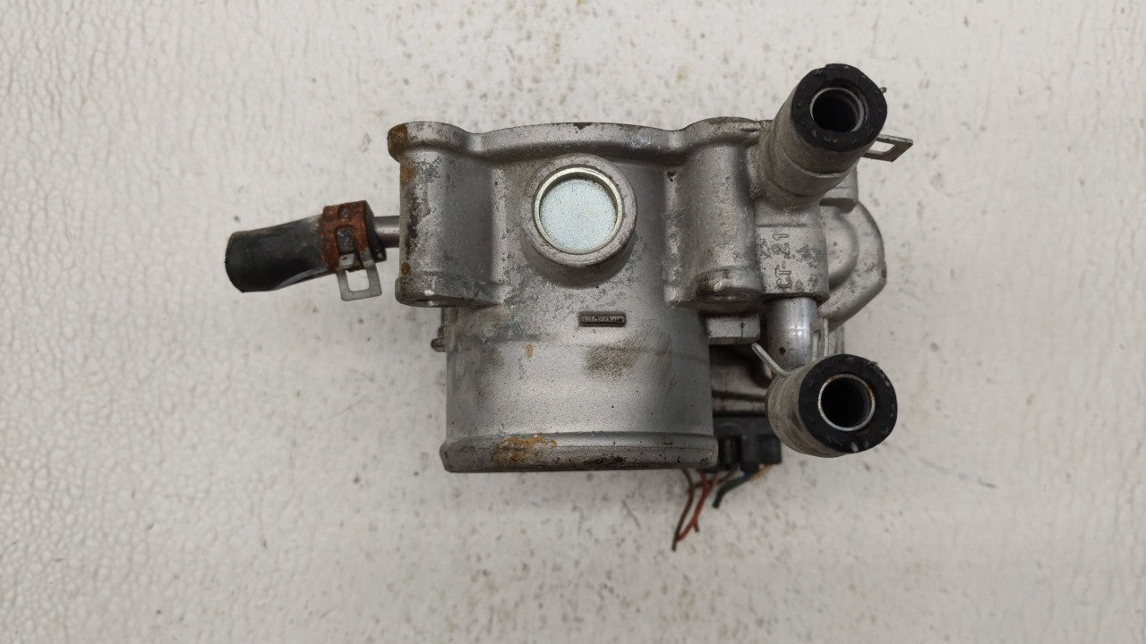 2012-2019 Hyundai Accent Throttle Body P/N:5302-1S02 35100-2B300 Fits Fits 2012 2013 2014 2015 2016 2017 2018 2019 OEM Used 
