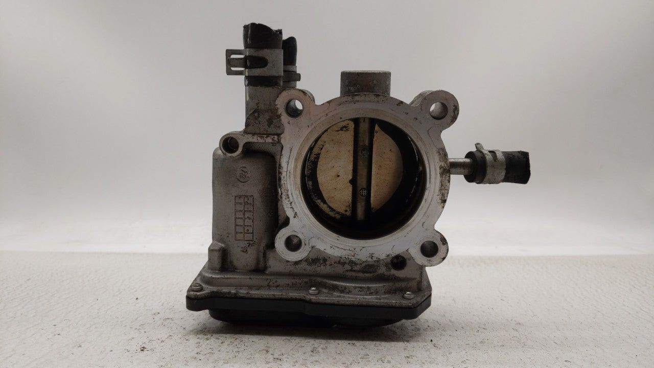 2012-2019 Hyundai Accent Throttle Body P/N:5302-1S02 35100-2B300 Fits Fits 2012 2013 2014 2015 2016 2017 2018 2019 OEM Used 