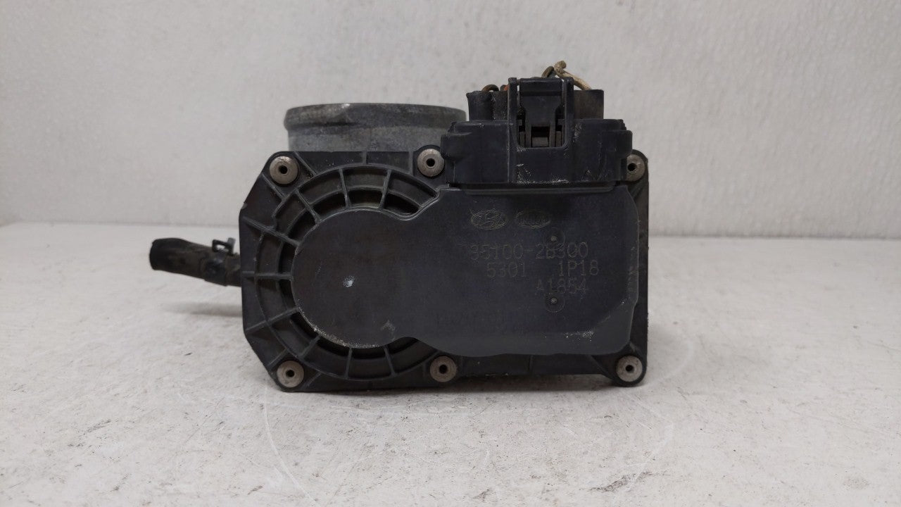2012-2019 Hyundai Accent Throttle Body P/N:5302-1S02 35100-2B300 Fits Fits 2012 2013 2014 2015 2016 2017 2018 2019 OEM Used 