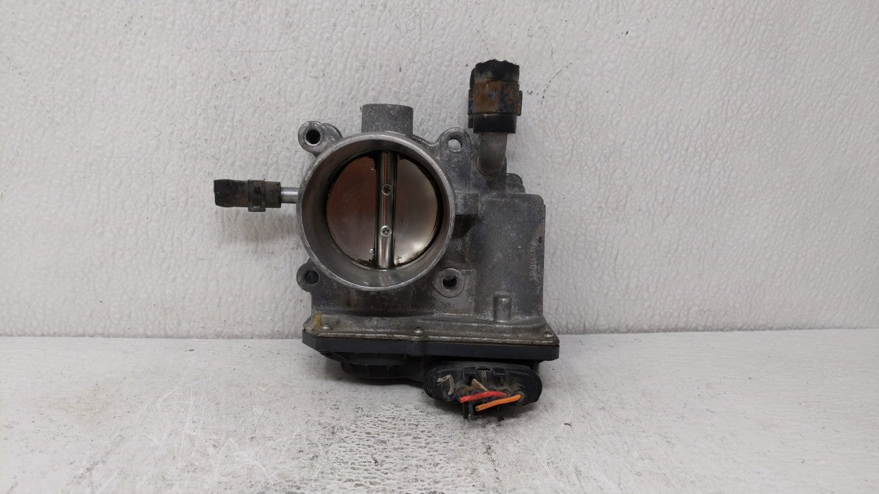 2012-2019 Hyundai Accent Throttle Body P/N:5302-1S02 35100-2B300 Fits Fits 2012 2013 2014 2015 2016 2017 2018 2019 OEM Used 