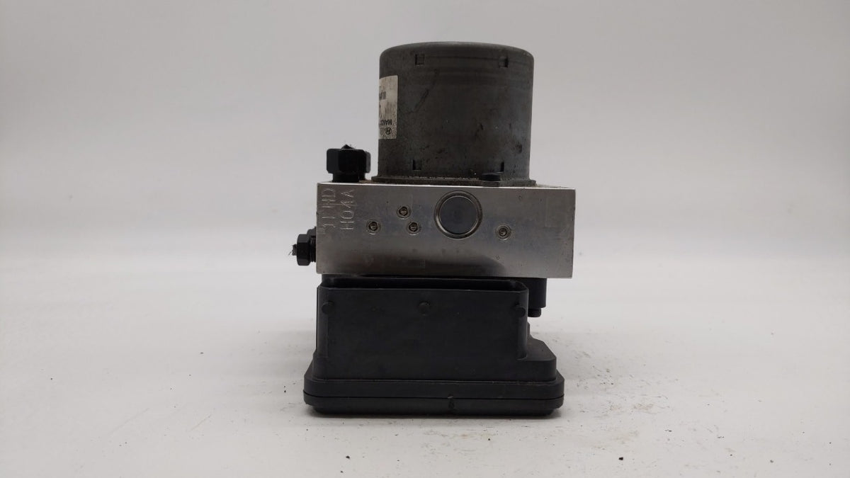 2015-2017 Hyundai Accent Anti-Lock Brake ABS Pump Module Actuator OEM P/N:58920-1R460 Fits Fits 2015 2016 2017 OEM Used Auto