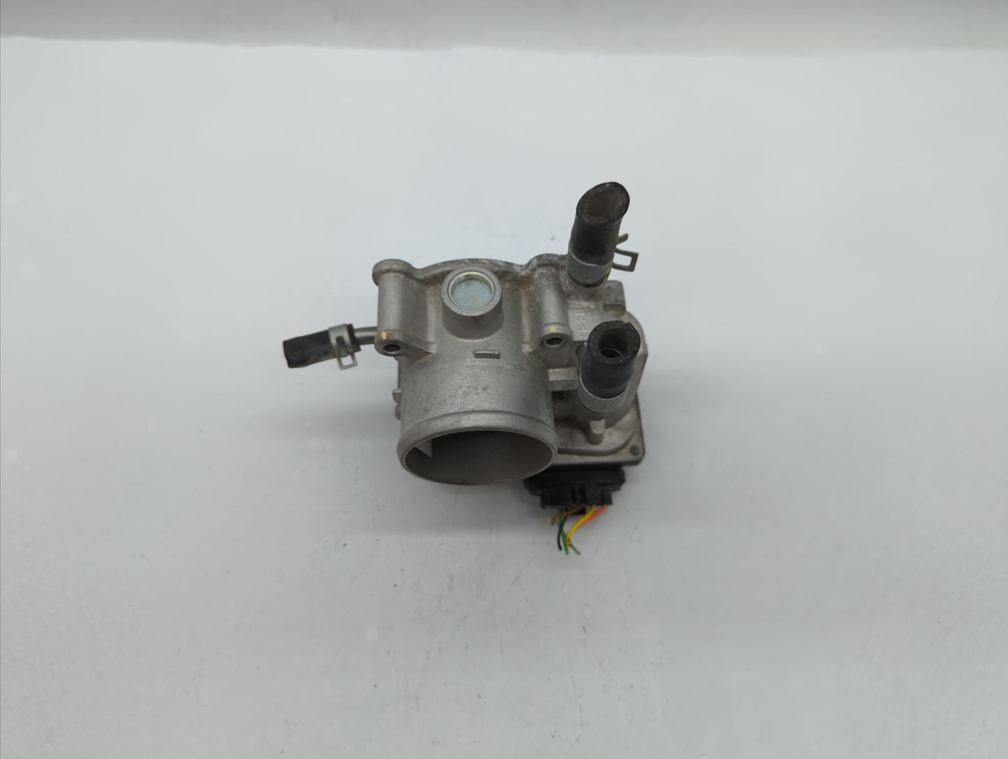 2012-2019 Hyundai Accent Throttle Body P/N:35100-2B310 5302-1S02, 35100-2B300 Fits Fits 2012 2013 2014 2015 2016 2017 2018 2