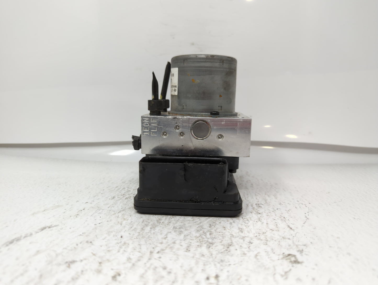 2015-2017 Hyundai Accent ABS Pump Control Module Replacement P/N:58920-1R460 Fits Fits 2015 2016 2017 OEM Used Auto Parts - 