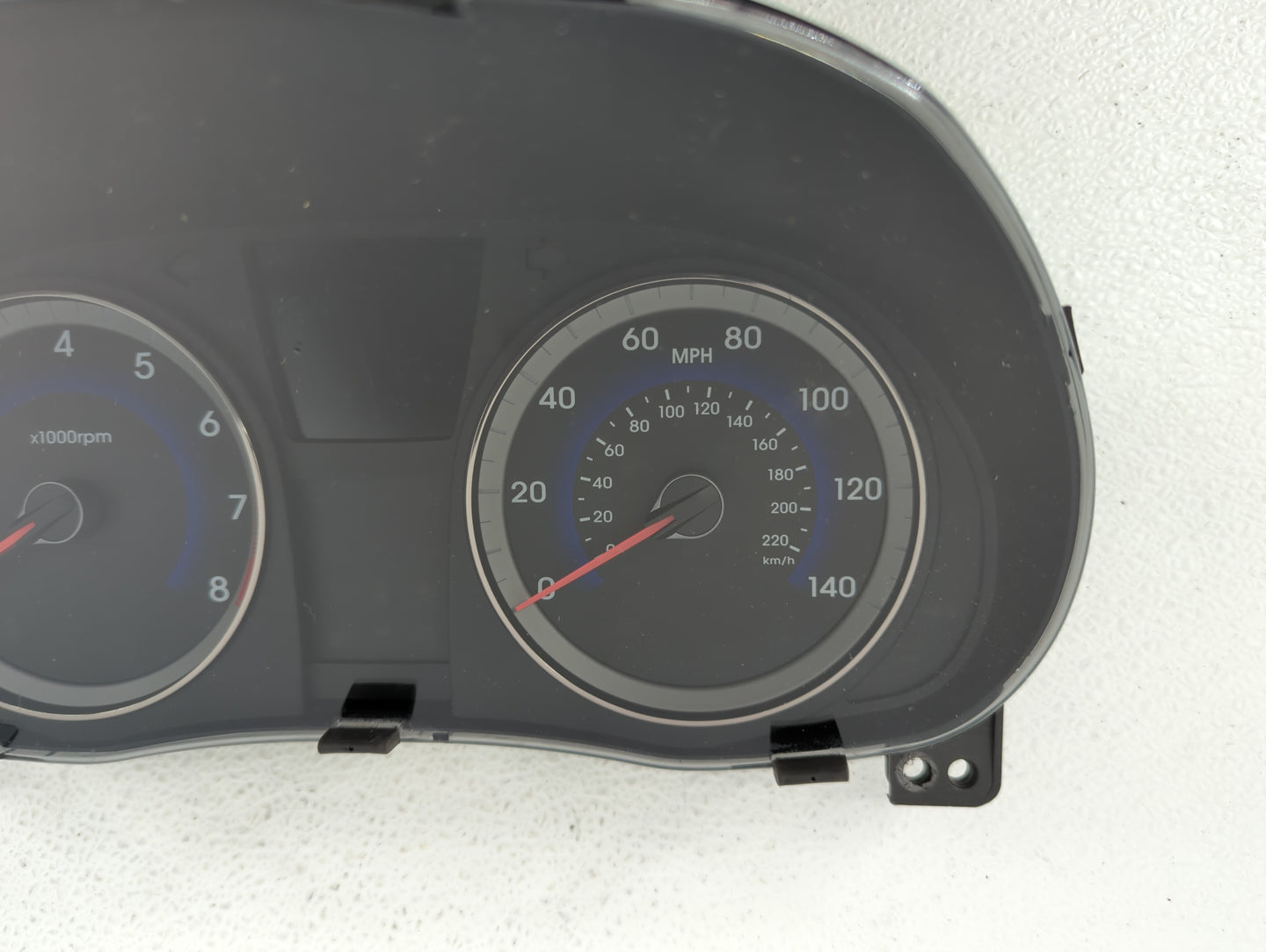 2015-2017 Hyundai Accent Instrument Cluster Speedometer Gauges P/N:94021-1R510 Fits Fits 2015 2016 2017 OEM Used Auto Parts 