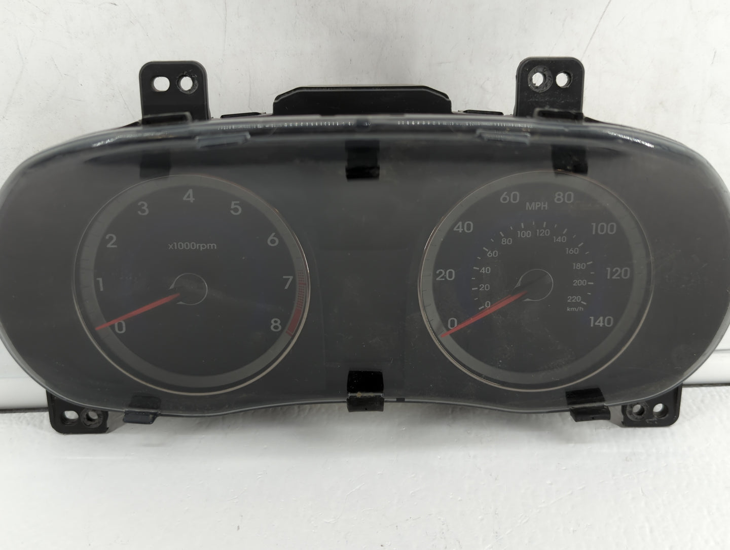2015-2017 Hyundai Accent Instrument Cluster Speedometer Gauges P/N:94021-1R500 Fits Fits 2015 2016 2017 OEM Used Auto Parts 