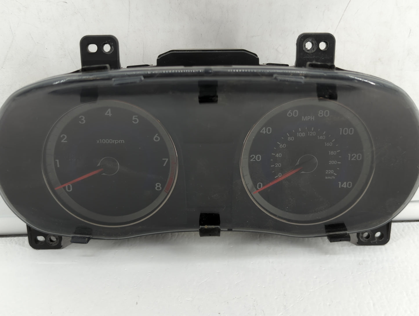2015-2017 Hyundai Accent Instrument Cluster Speedometer Gauges P/N:94021-1R500 Fits Fits 2015 2016 2017 OEM Used Auto Parts 
