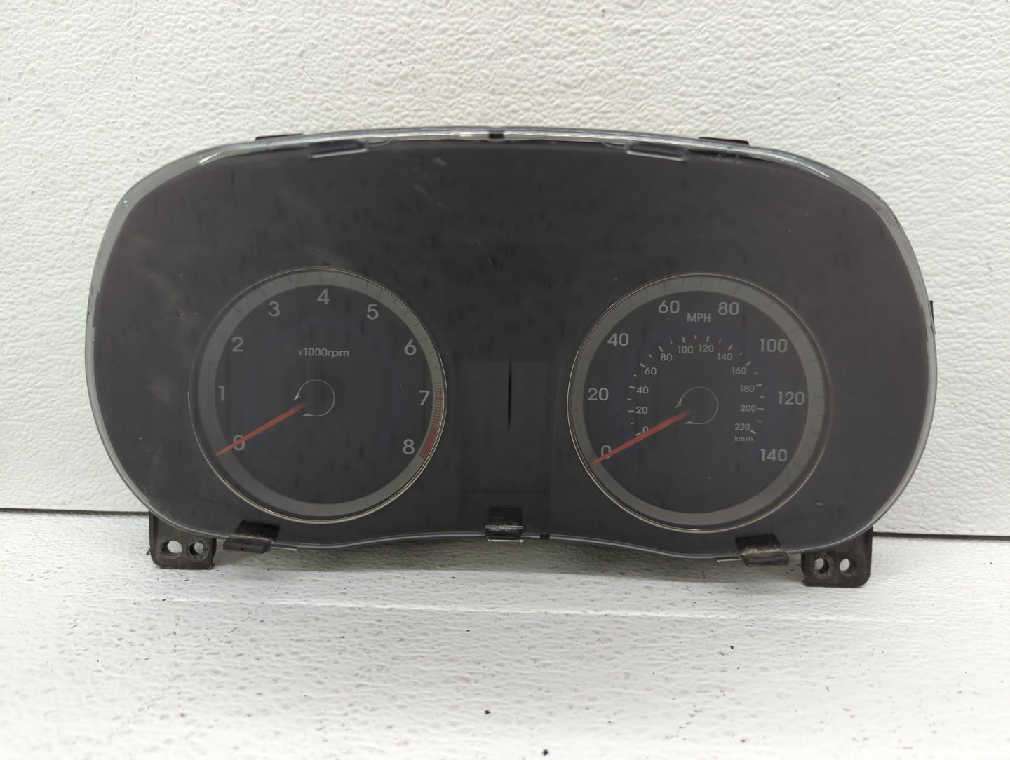 2015-2017 Hyundai Accent Instrument Cluster Speedometer Gauges P/N:94021-1R520 Fits Fits 2015 2016 2017 OEM Used Auto Parts 