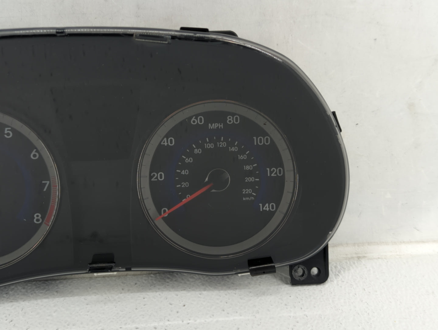 2015-2017 Hyundai Accent Instrument Cluster Speedometer Gauges P/N:94021-1R500 Fits Fits 2015 2016 2017 OEM Used Auto Parts 