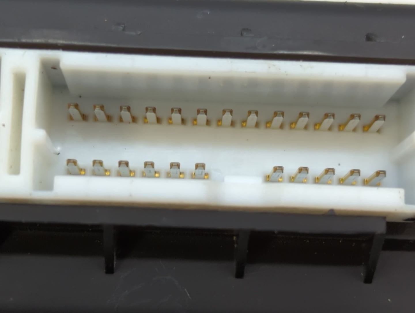 2015-2017 Hyundai Accent Chassis Control Module Ccm Bcm Body Control - Oemusedautoparts1.com