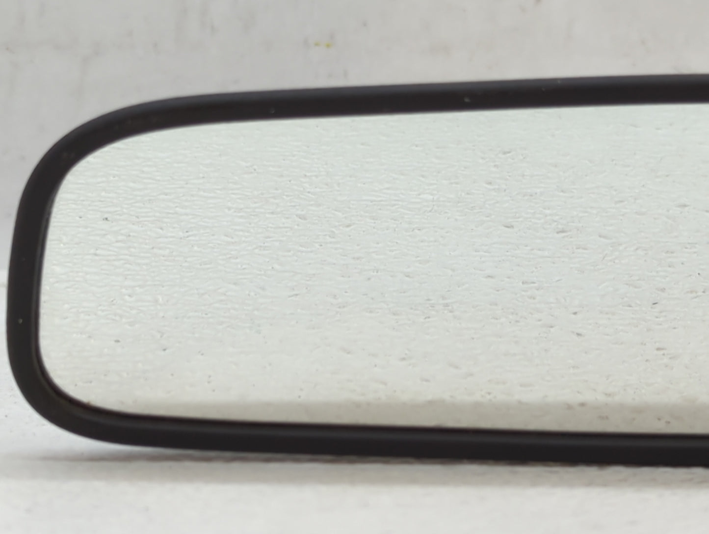 2012-2017 Hyundai Accent Interior Rear View Mirror Replacement OEM P/N:E13049873 Fits OEM Used Auto Parts - Oemusedautoparts