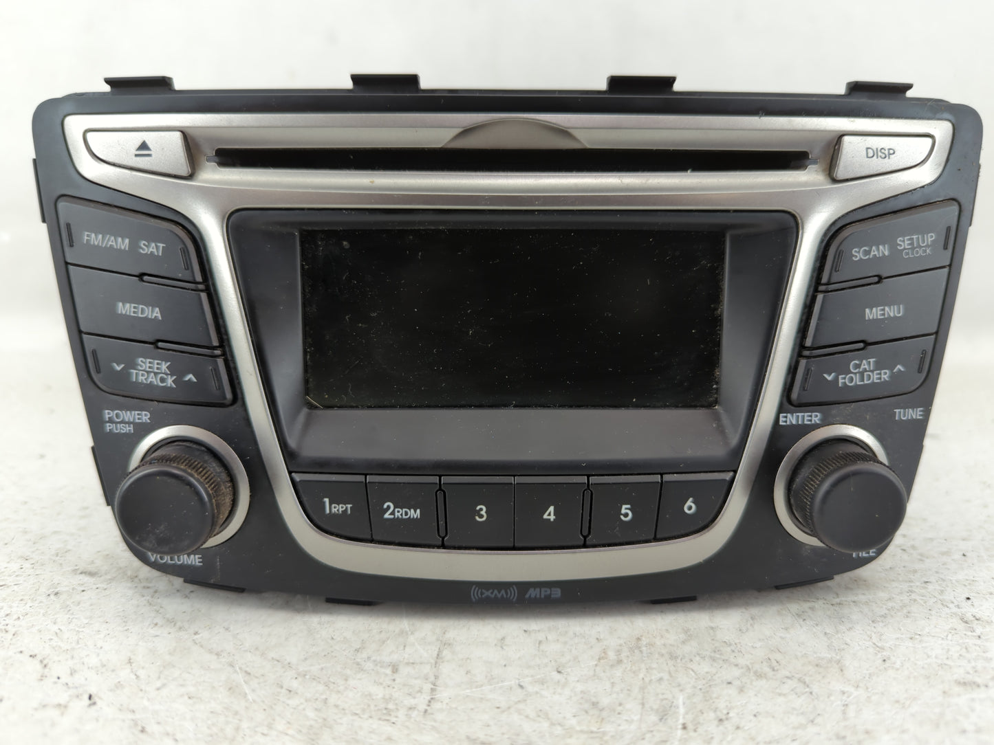 2015-2017 Hyundai Accent Am Fm Cd Player Radio Receiver - Oemusedautoparts1.com