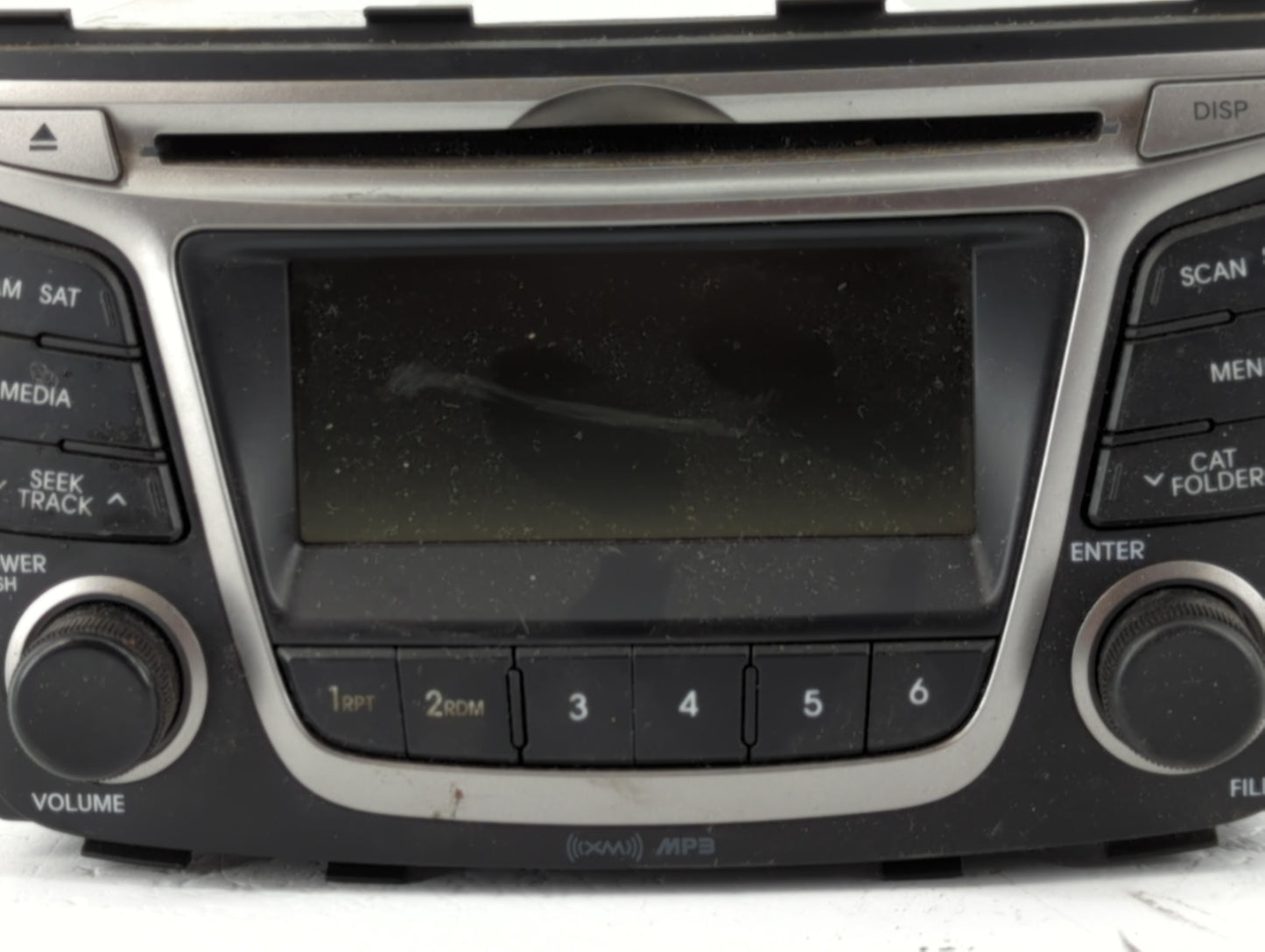 2015-2017 Hyundai Accent Am Fm Cd Player Radio Receiver - Oemusedautoparts1.com