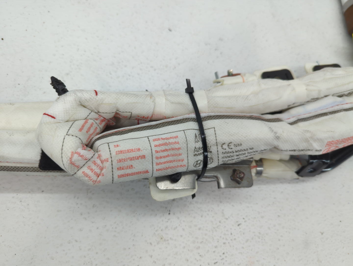 2015-2017 Hyundai Accent Air Bag Passenger Right Dashboard Oem - Oemusedautoparts1.com
