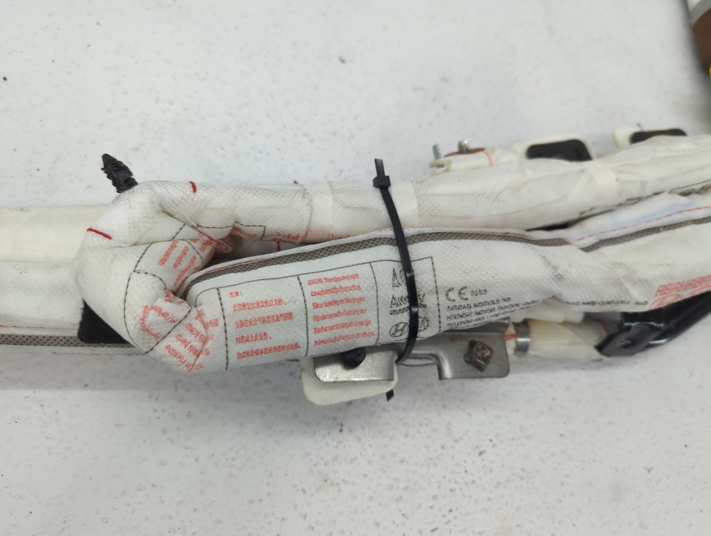 2015-2017 Hyundai Accent Air Bag Passenger Right Dashboard Oem - Oemusedautoparts1.com