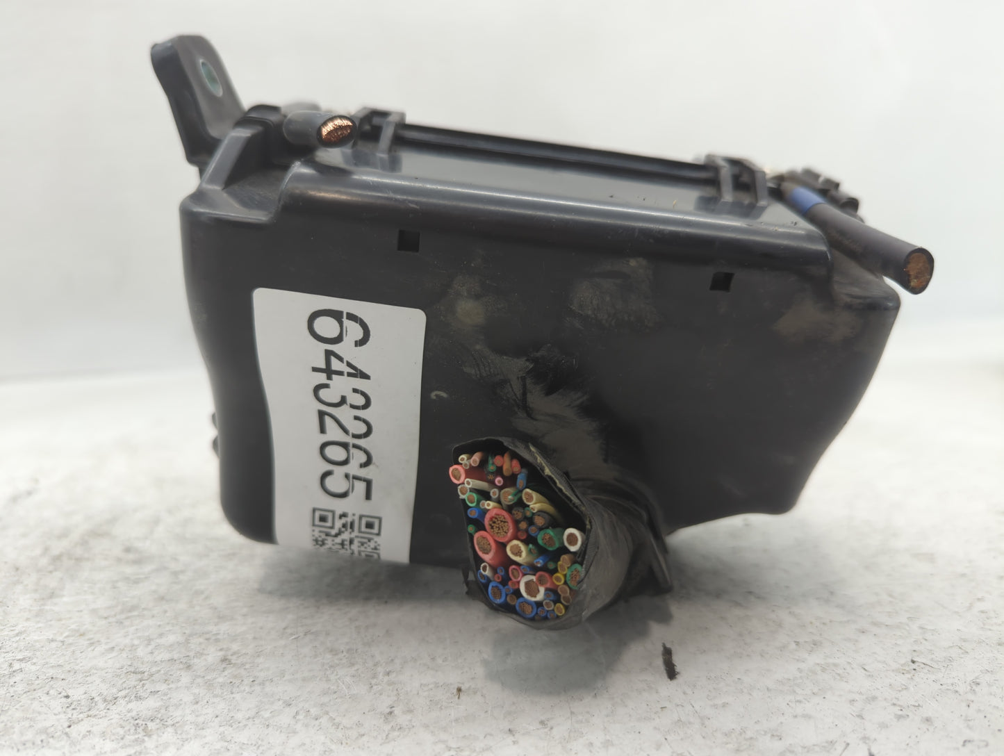 2015-2017 Hyundai Accent Fusebox Fuse Box Panel Relay Module P/N:91420-1R700 2516401010 Fits Fits 2015 2016 2017 OEM Used Au