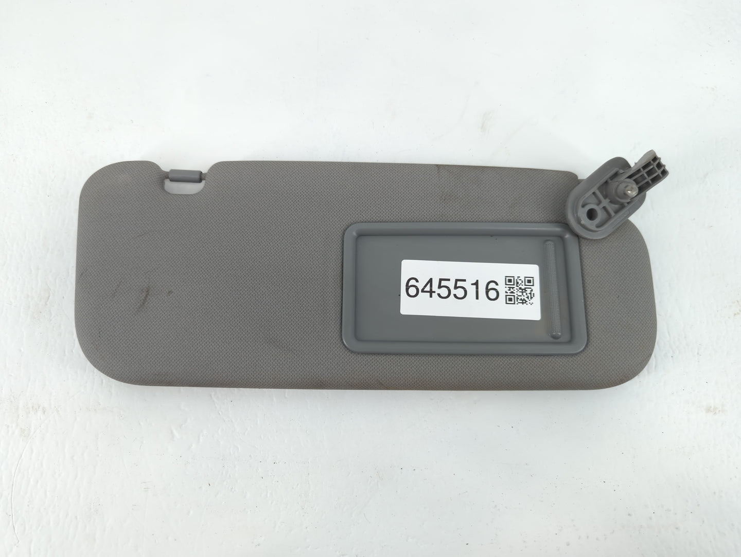 2014-2017 Hyundai Accent Sun Visor Shade Replacement Passenger Right Mirror Fits Fits 2014 2015 2016 2017 OEM Used Auto Part