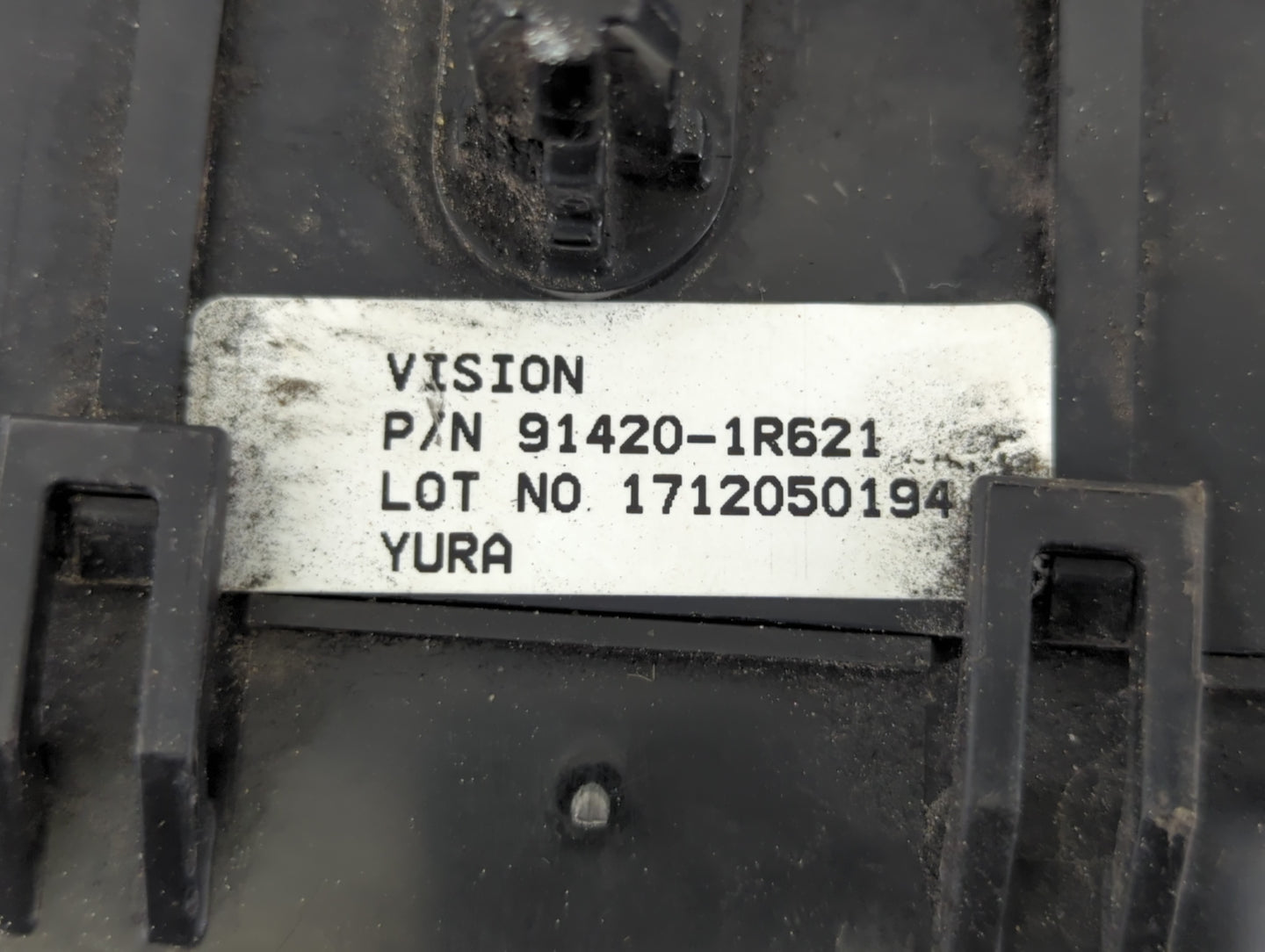 2015-2017 Hyundai Accent Fusebox Fuse Box Panel Relay Module P/N:91420-1R621 Fits Fits 2015 2016 2017 OEM Used Auto Parts - 