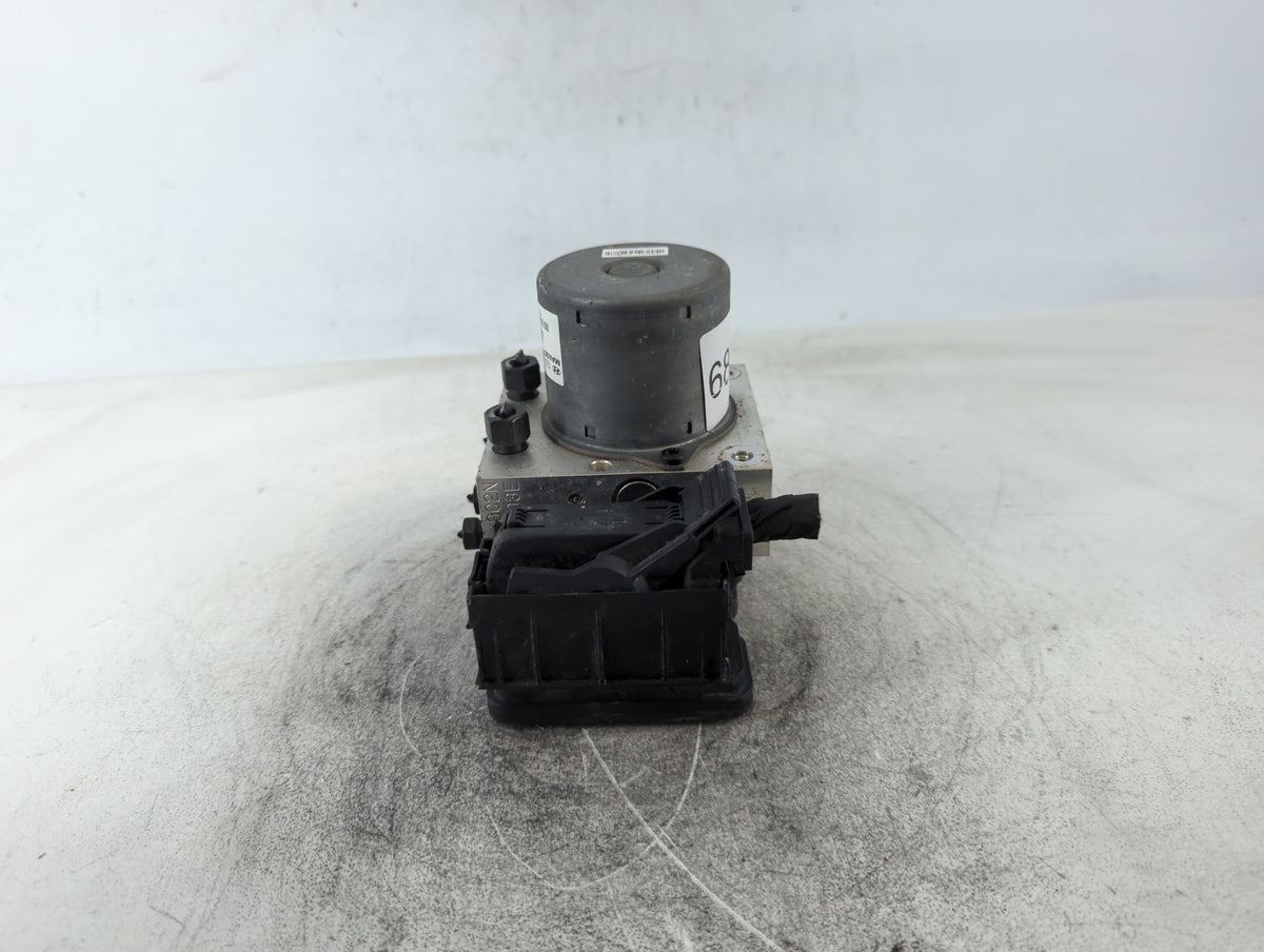 2015-2017 Hyundai Accent Anti-Lock Brake ABS Pump Module Actuator OEM P/N:58920-1R460 Fits Fits 2015 2016 2017 OEM Used Auto