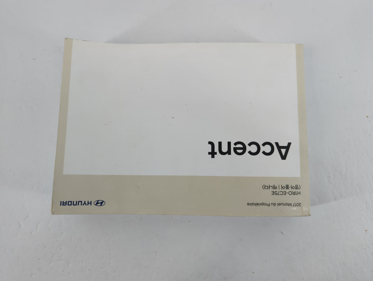 2017 Hyundai Accent Owners Manual Book Guide P/N:H1RO-EC75E OEM Used Auto Parts - Oemusedautoparts1.com