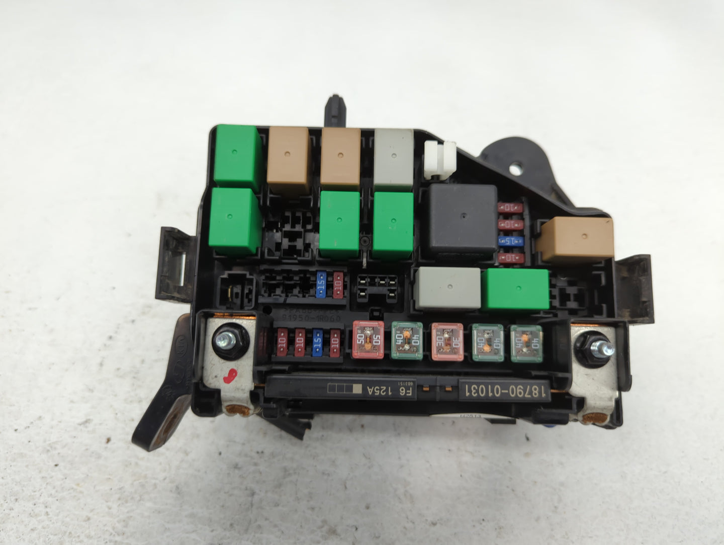 2015-2017 Hyundai Accent Fusebox Fuse Box Panel Relay Module P/N:1606242050 91420-1R580 Fits Fits 2015 2016 2017 OEM Used Au